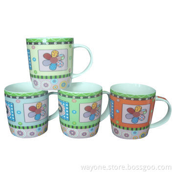 Fine China Mug in Chintz Design, Available in 12oz Volume, Measures 8.3 x 9.5cm